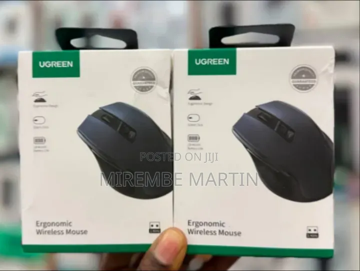 UGREEN Wireless Ergonomic Mouse (Model MU006) Featuring a 2.4GHz