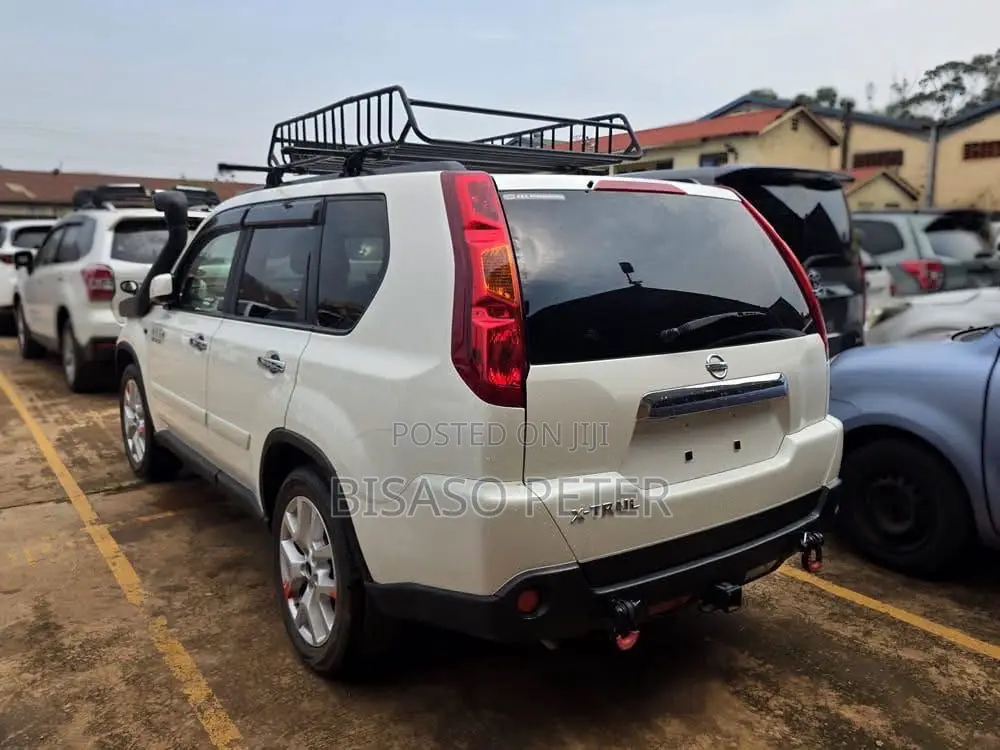Nissan X-Trail 2013 White
