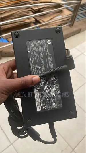 HP 200w AC Power Adapter Big Pin.