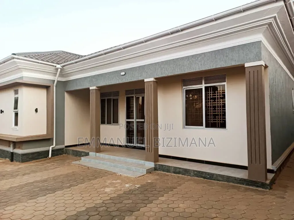 Furnished 4bdrm Bungalow in Kira, Central Division for sale