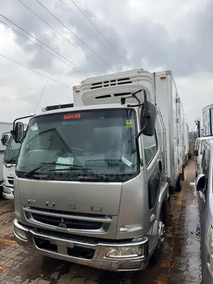 Refrigerator Fuso Fighter