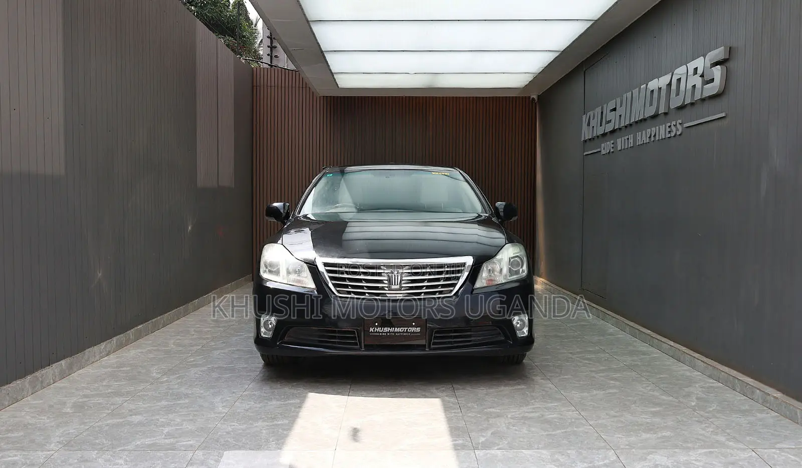 Toyota Crown 2012 Black