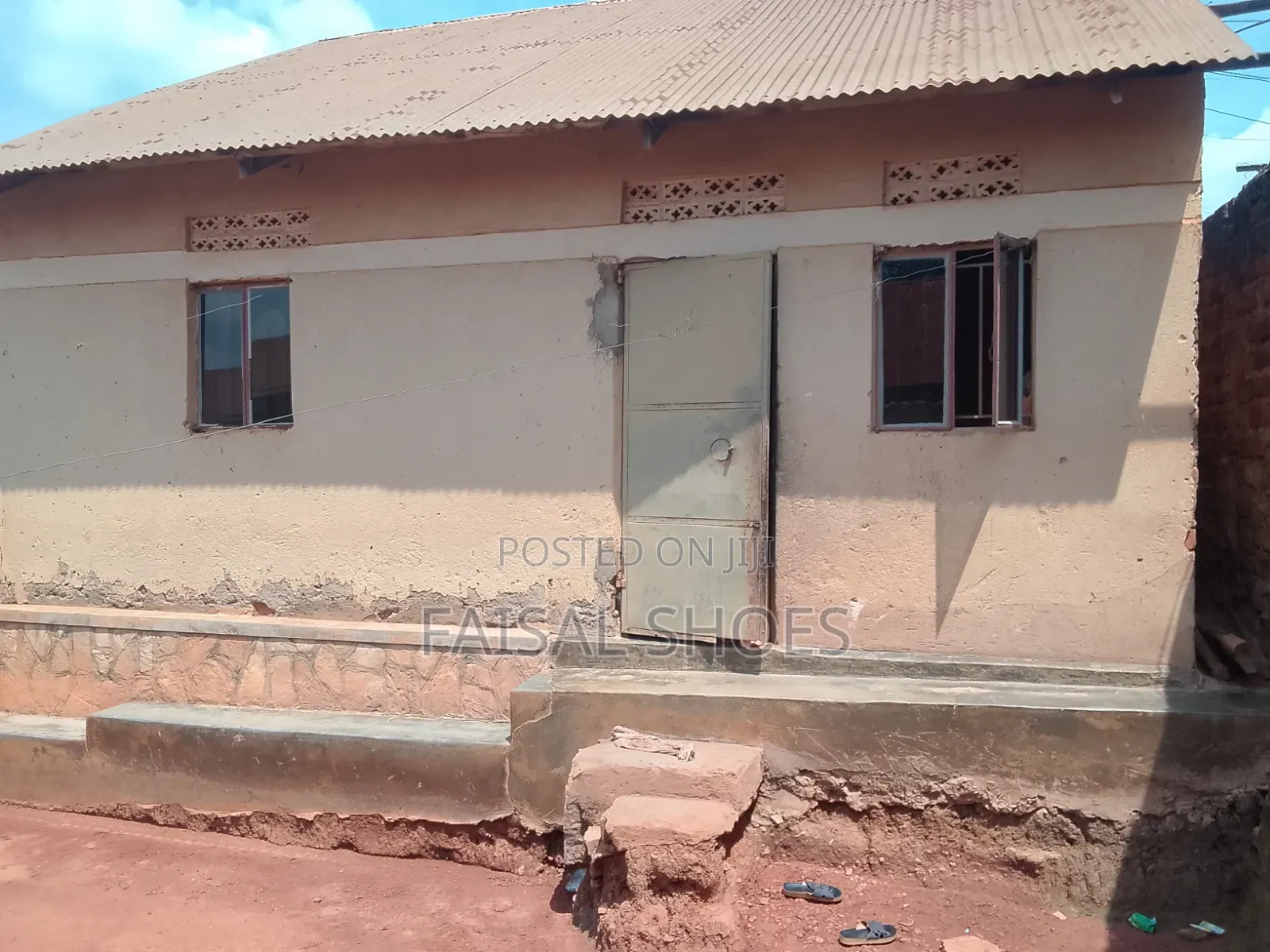 2bdrm House in Central Division for sale
