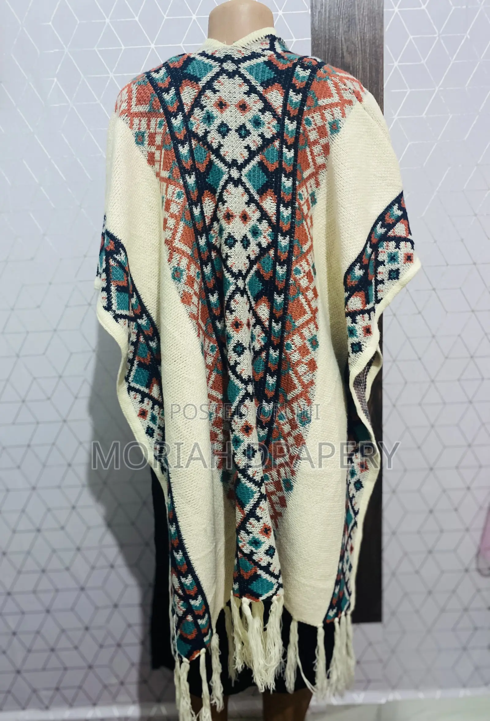 Stylish Women's Knitted Ponchos / Capes - Warm and Elegant - Free Size