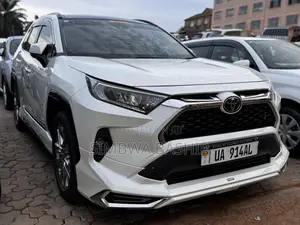 Toyota RAV4 2019 White