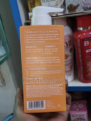 Medix 5.5 Argan Oil + Vitamin E Dryness Relief Body Treatment Cream.