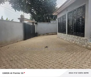 Furnished 5bdrm Bungalow in Kungu, Central Division for sale