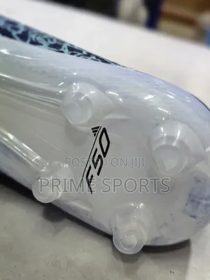 Football Shoes F50 Heartbreaker