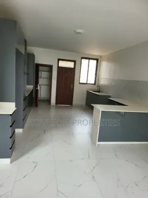 5bdrm Villa in Bugolobi, Central Division for rent