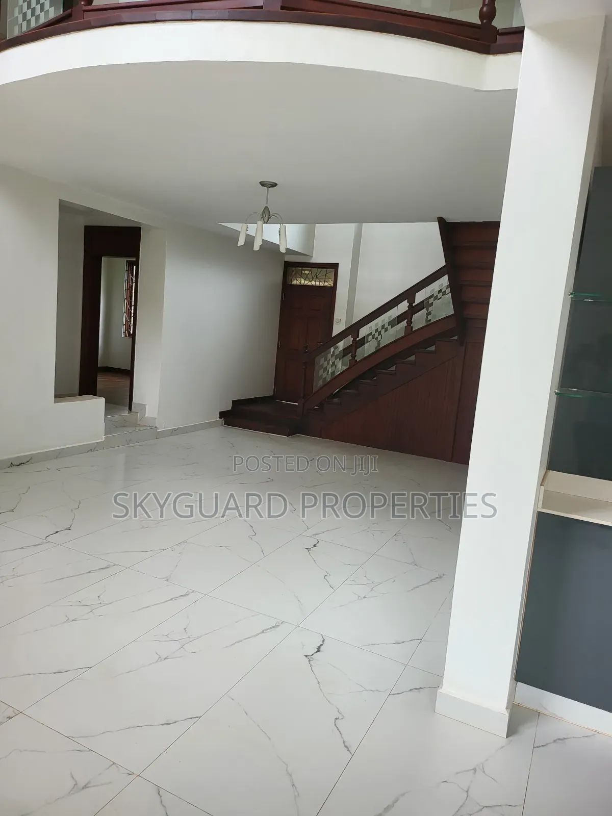 5bdrm Villa in Bugolobi, Central Division for rent