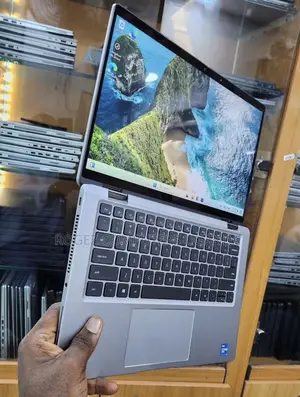 New Laptop Dell Latitude 7420 16GB Intel Core i5 SSD 256GB