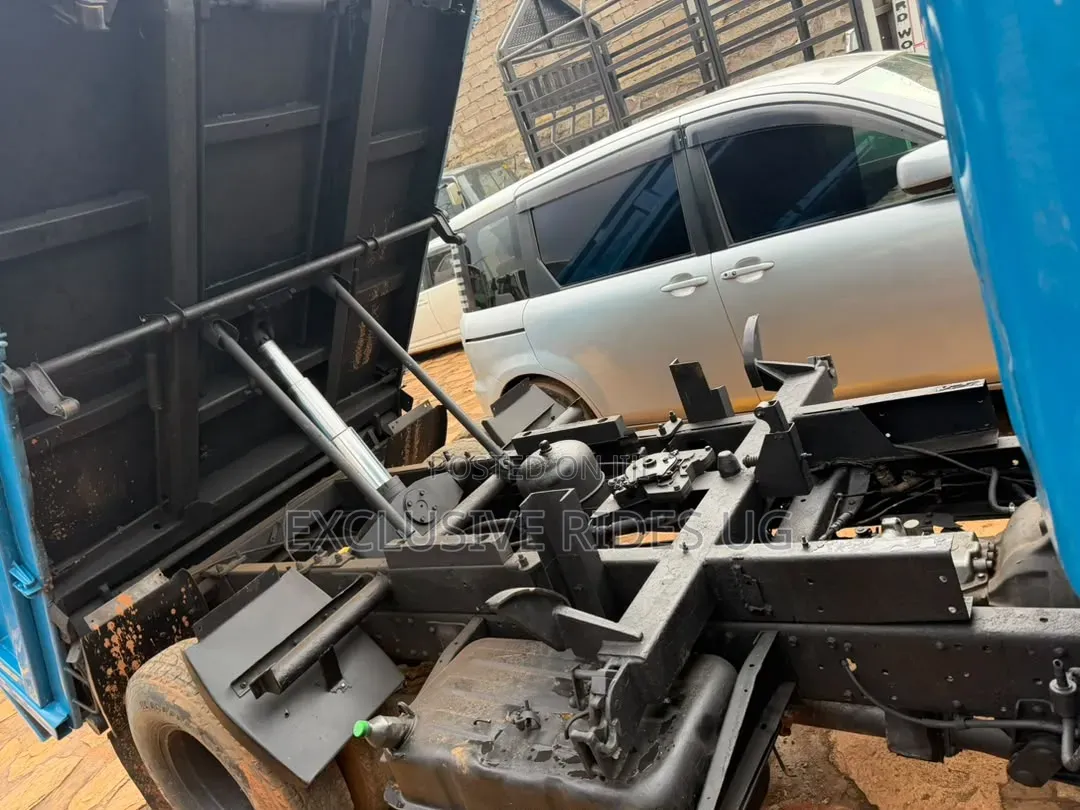 Mitsubishi Canter