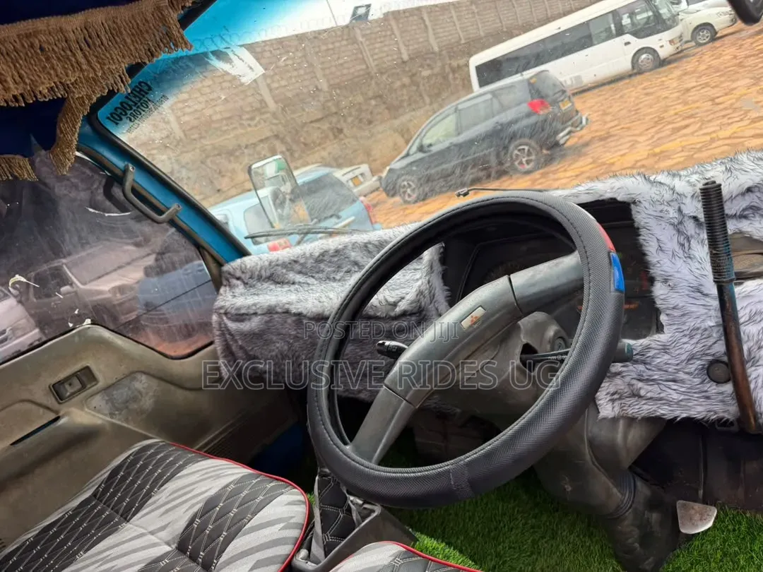 Mitsubishi Canter