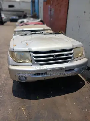 Mitsubishi Pajero Gdi Half Cut