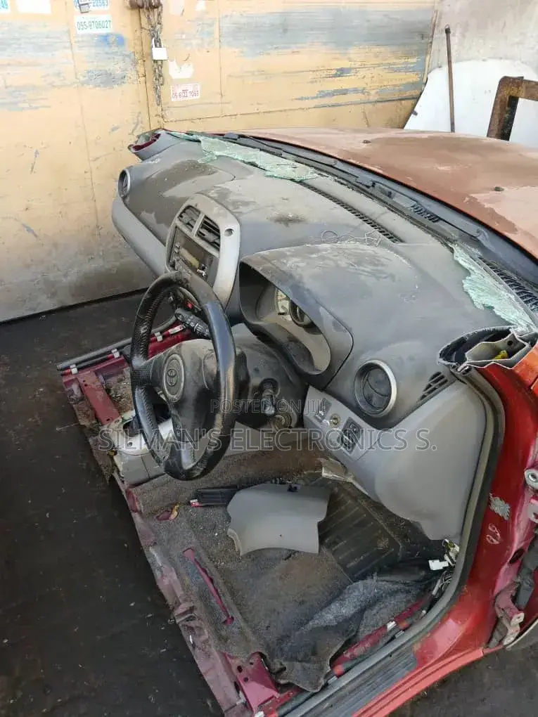 Toyota Rav4 2002 to 2006 Complete Half Cut