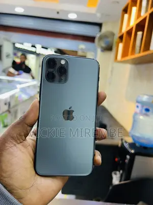 Apple iPhone 11 Pro 64 GB Green