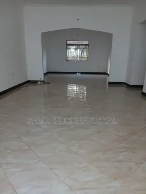 4bdrm House in Ssisa for sale