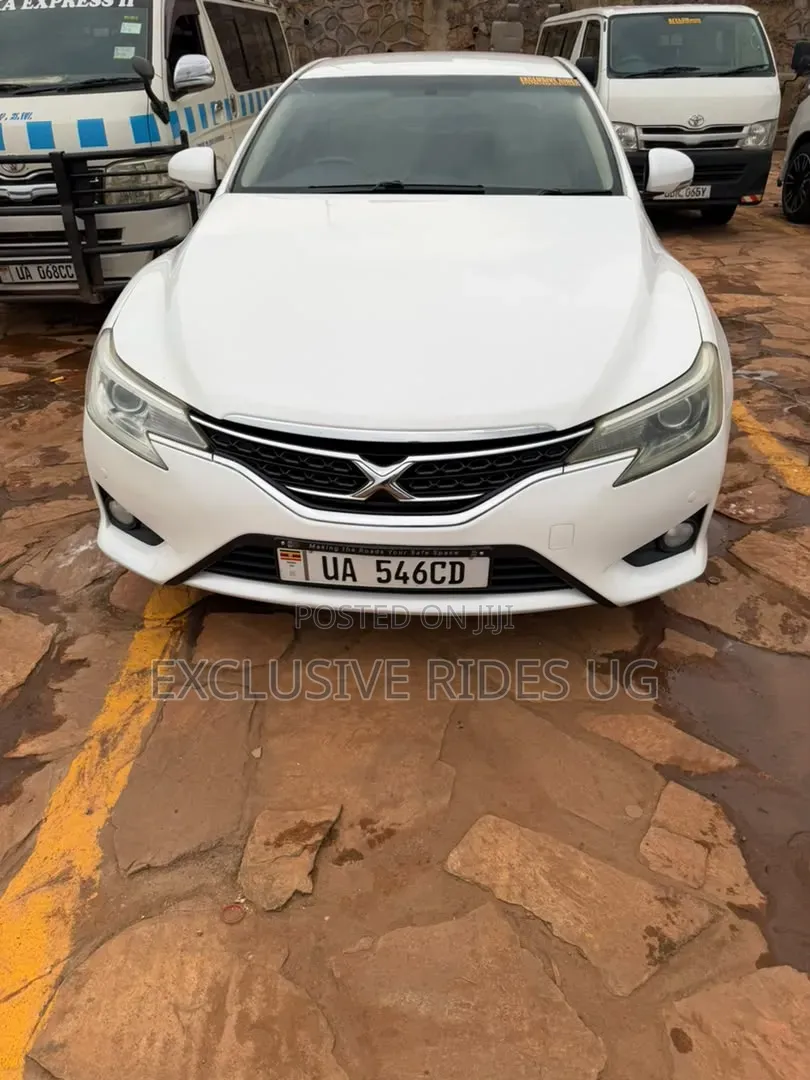 Toyota Mark X 2.5 RWD 2014 White