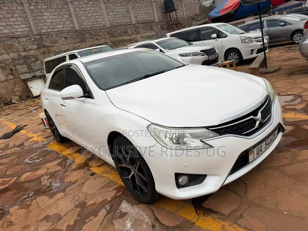 Toyota Mark X 2.5 RWD 2014 White