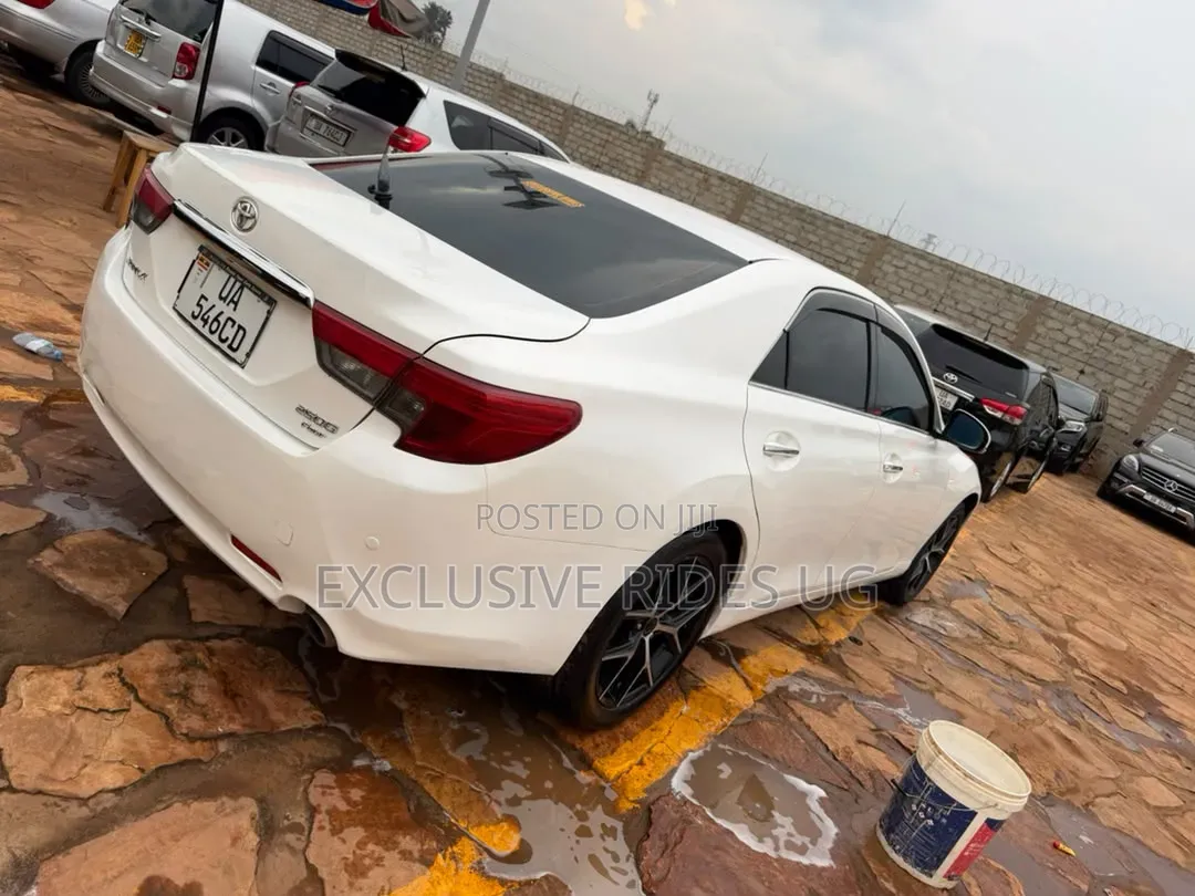 Toyota Mark X 2.5 RWD 2014 White