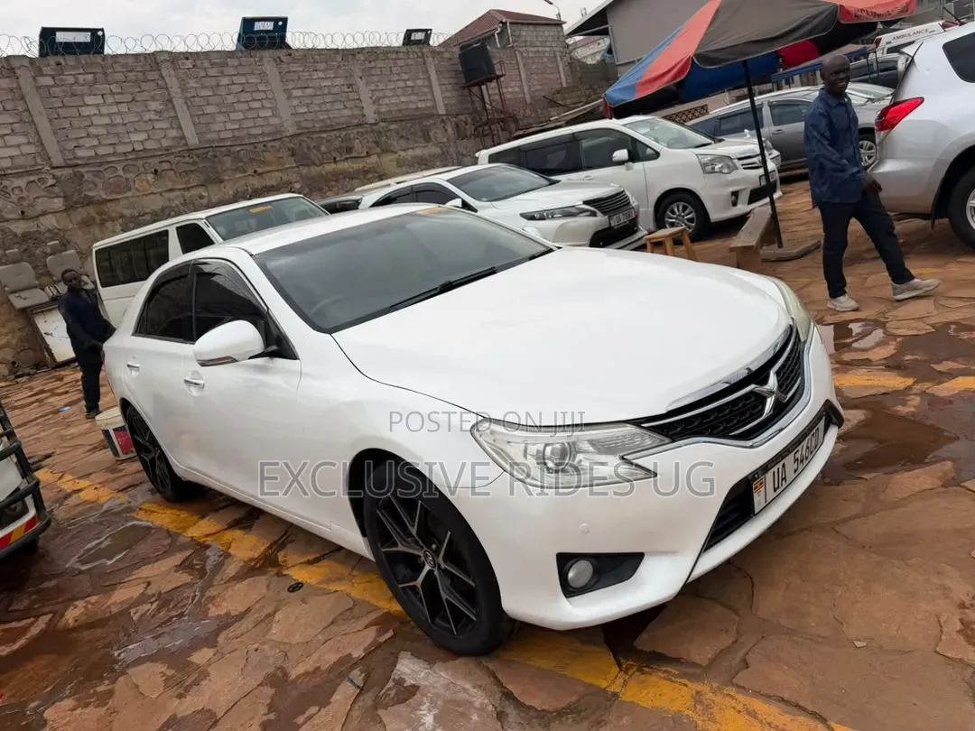 Toyota Mark X 2.5 RWD 2014 White