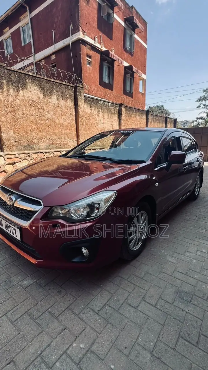 Subaru Impreza 1.6 Sport 2012 Maroon