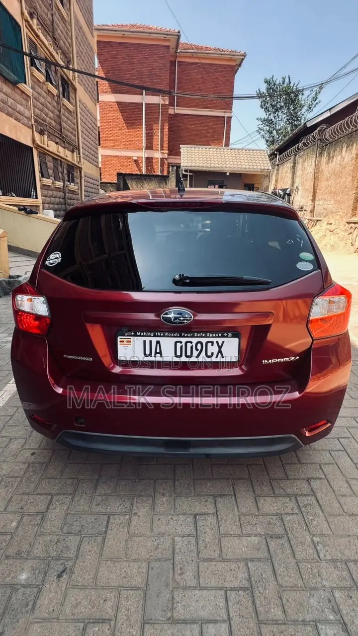 Subaru Impreza 1.6 Sport 2012 Maroon