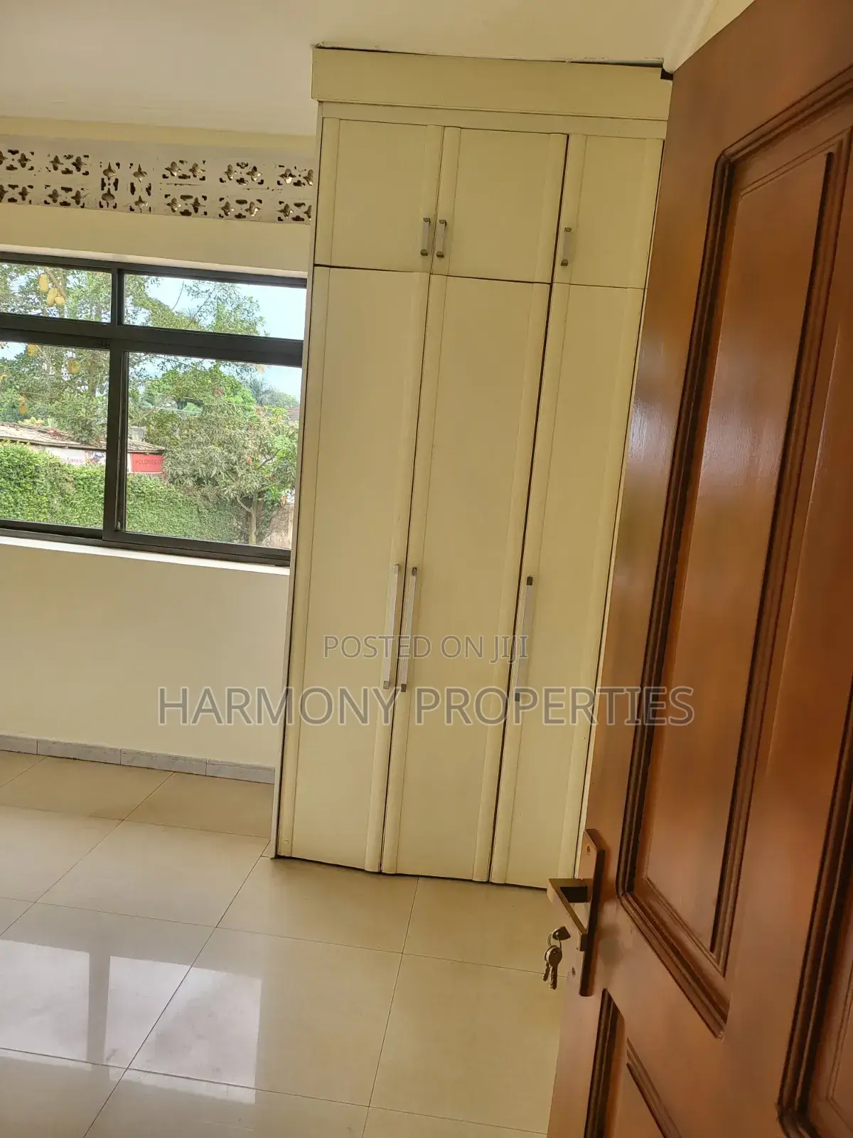 5bdrm Bungalow in Bugolobi, Central Division for rent