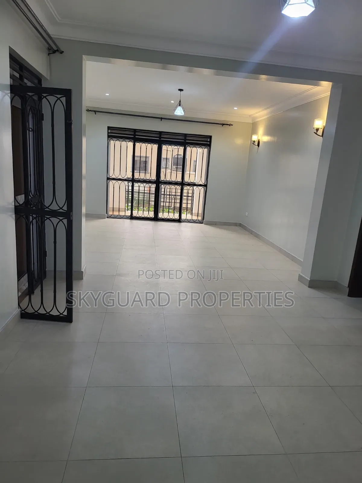 3bdrm Apartment in Kigo, Central Division for rent