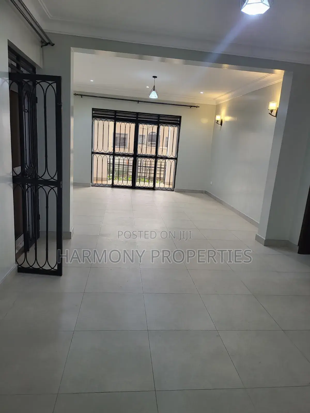 3bdrm Apartment in Kigo, Central Division for rent