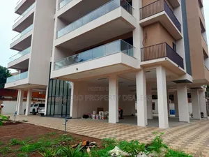 3bdrm Apartment in Condominium, Central Division for sale