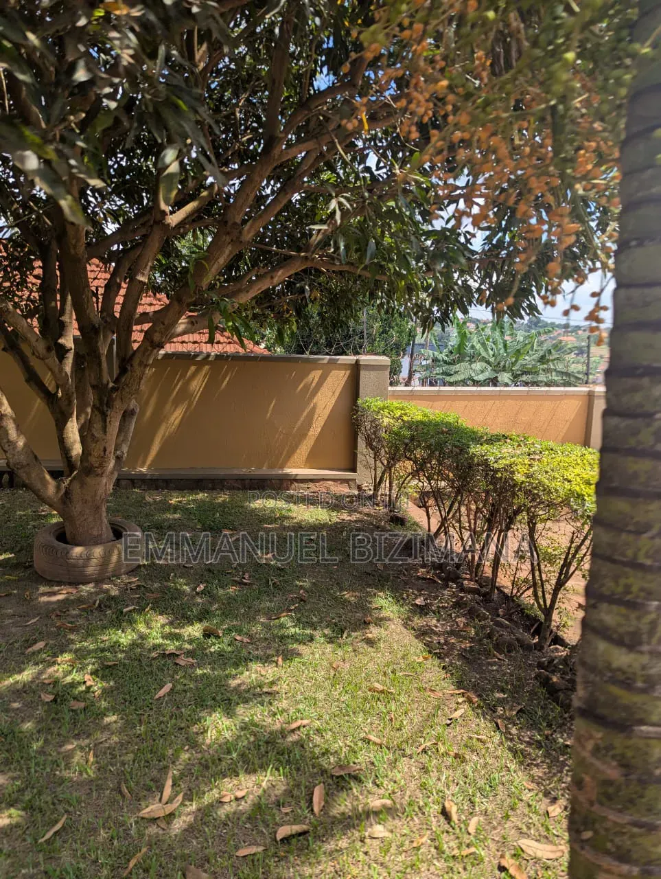 Furnished 3bdrm Bungalow in Kira, Central Division for sale