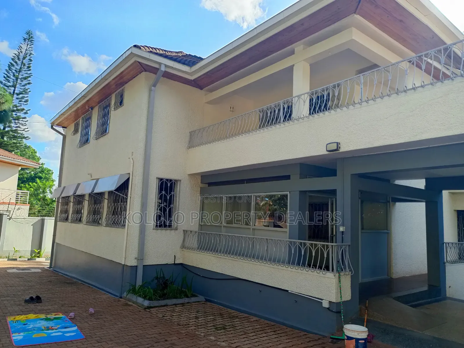 4bdrm Apartment in Kololo, Central Division for rent