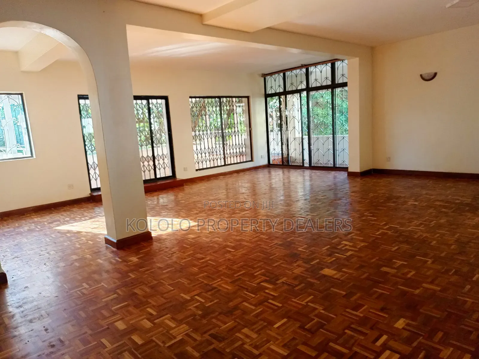 4bdrm Apartment in Kololo, Central Division for rent