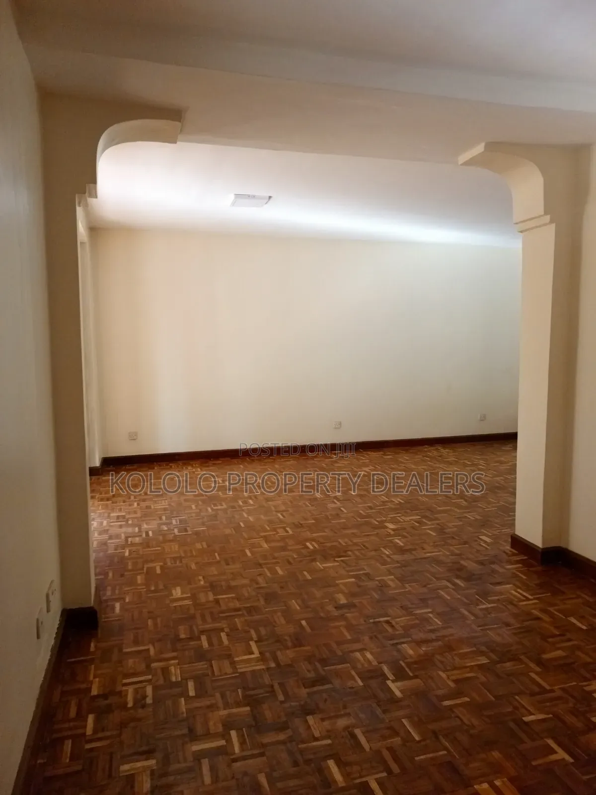 4bdrm Apartment in Kololo, Central Division for rent