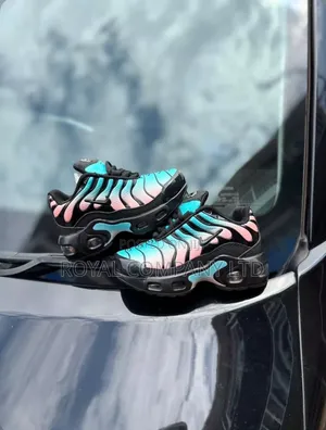 Kids Sneakers