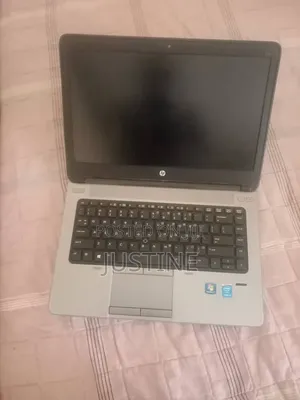 Laptop HP 550 256GB SSHD+SSD 640GB