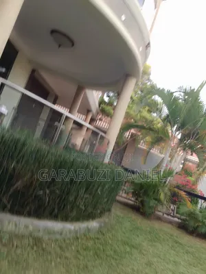 Furnished 5bdrm House in Wakiso / Wakiso for rent