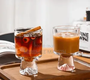 Elegant Mountain Bottom Crystal Glass