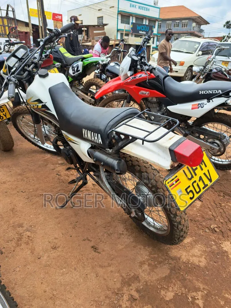 Yamaha DT125 2024 Silver
