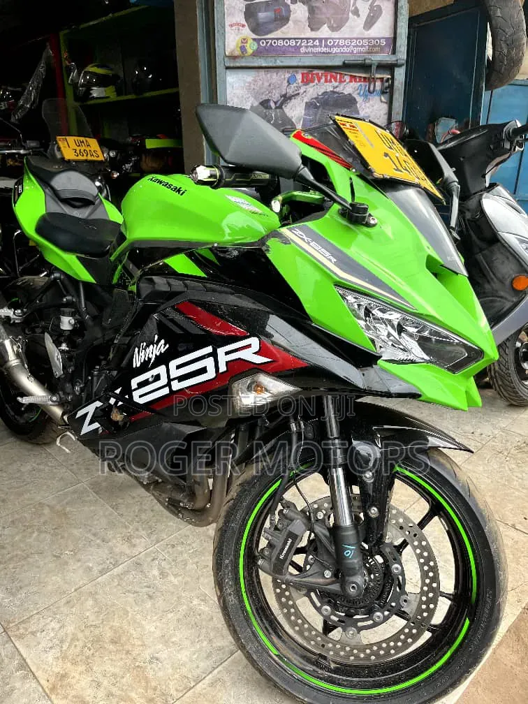 Kawasaki Ninja ZX-10R 2025 Orange
