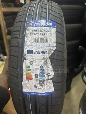 205/70r15 Roadking Highway Design
