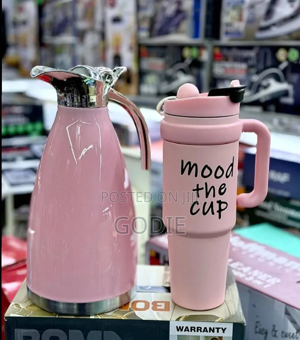2-in-1 Vacuum Stainless Steel Flask and Mug