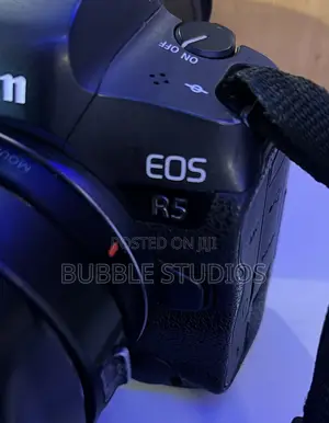 Professional Camera Canon R5