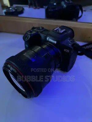 Professional Camera Canon R5