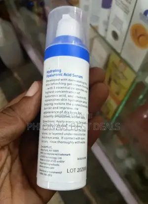 CeraVe Hydrating Hyaluronic Acid Serum