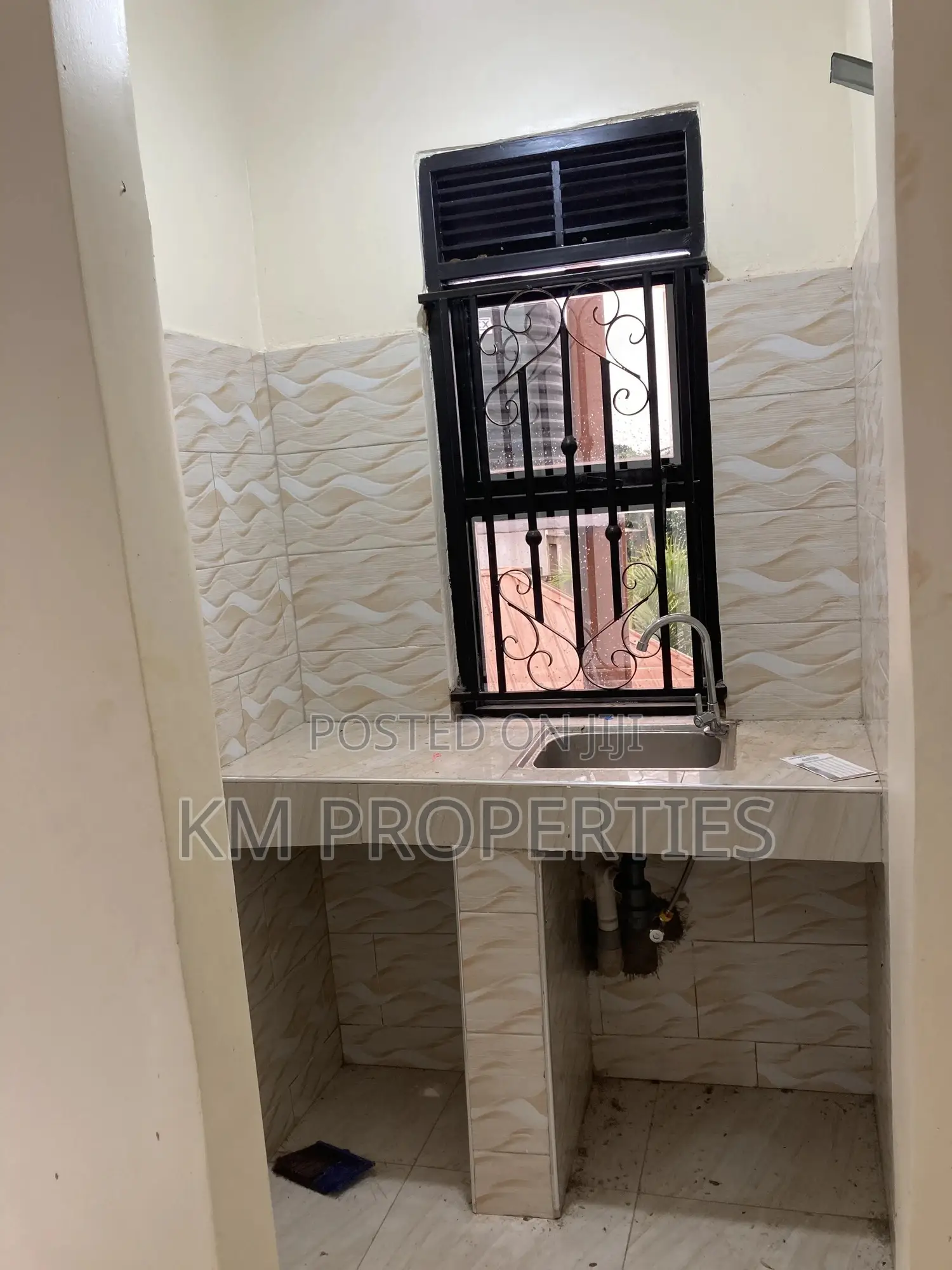 1bdrm Apartment in Busabala, Ssabagabo-Makindye for rent