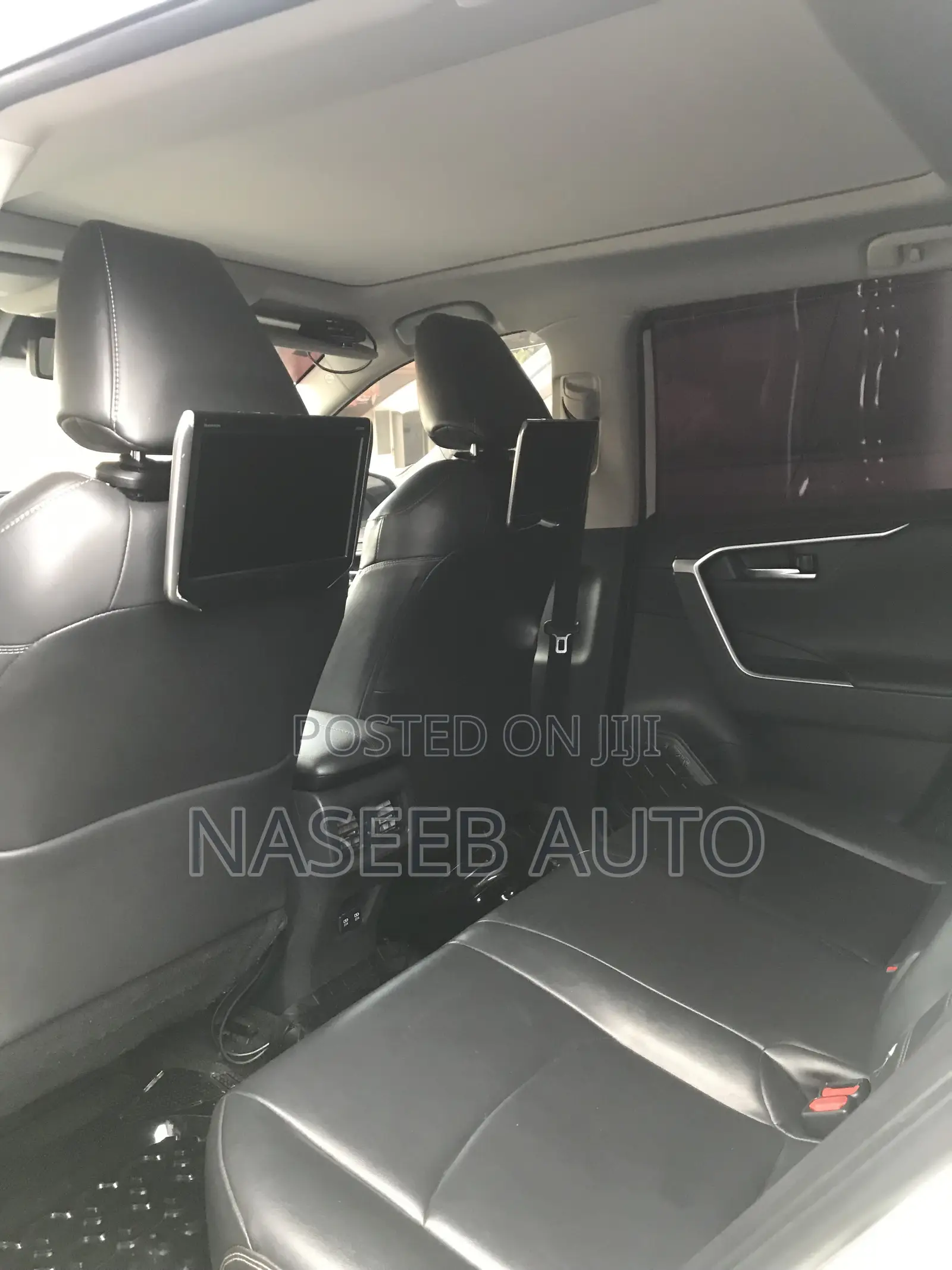 Toyota RAV4 2019 White