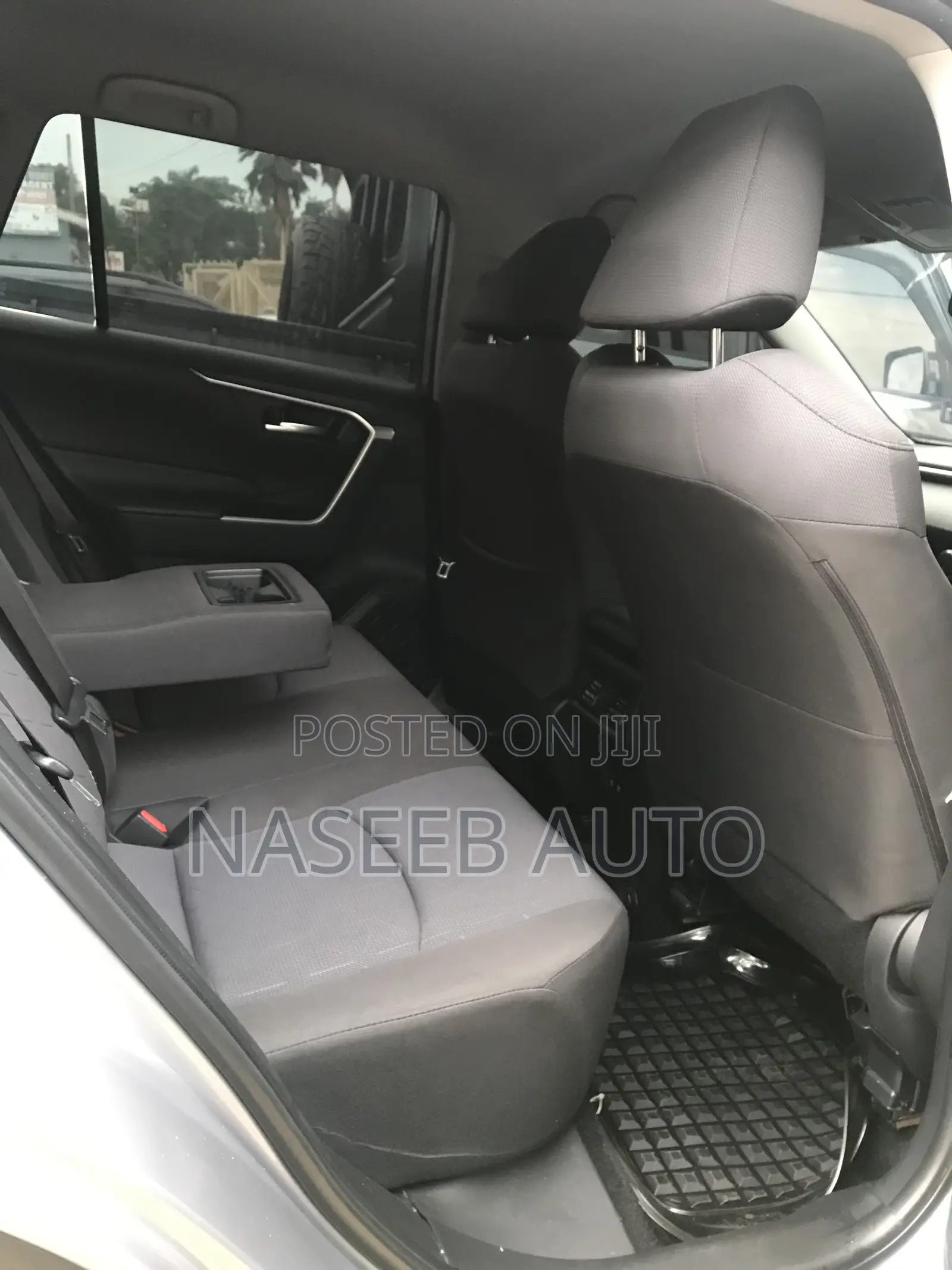 Toyota RAV4 2020 Silver