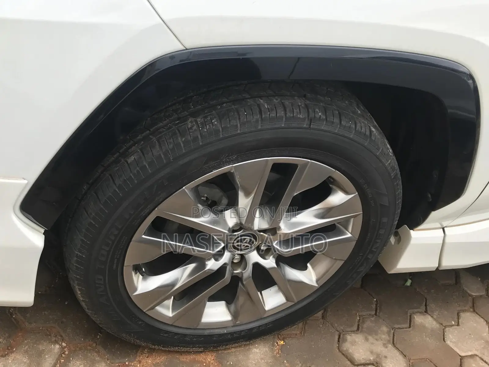 Toyota RAV4 2019 White